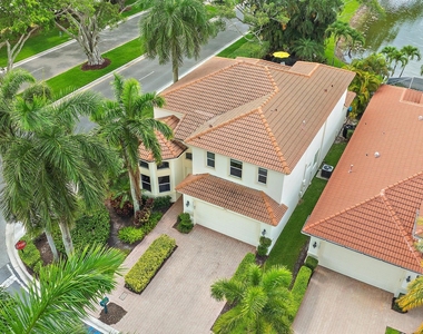 8405 Legend Club Drive - Photo Thumbnail 23