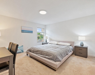 8405 Legend Club Drive - Photo Thumbnail 17