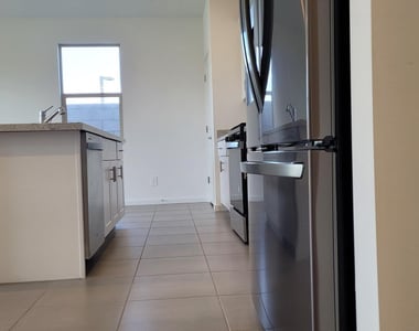 15998 W Smoketree Drive - Photo Thumbnail 17