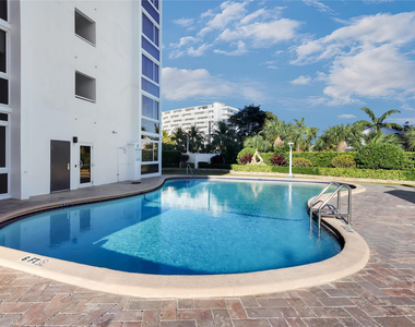 2715 N Ocean Boulevard - Photo Thumbnail 21