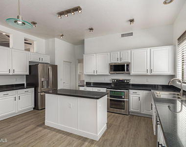4327 E Sands Drive - Photo Thumbnail 12