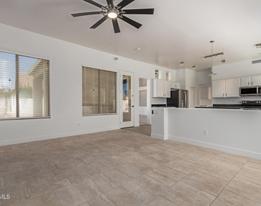 4327 E Sands Drive - Photo Thumbnail 9