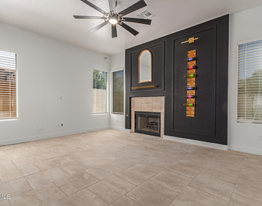 4327 E Sands Drive - Photo Thumbnail 7
