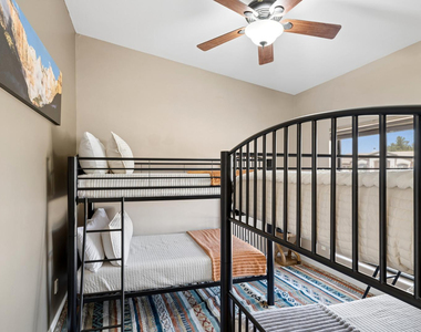 9033 W Patrick Lane - Photo Thumbnail 40