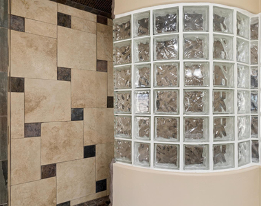 9033 W Patrick Lane - Photo Thumbnail 34