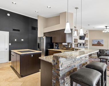 9033 W Patrick Lane - Photo Thumbnail 43