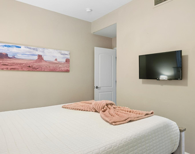 9033 W Patrick Lane - Photo Thumbnail 2
