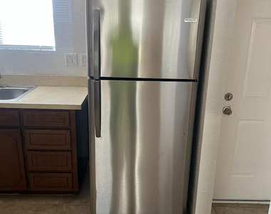 4440 Buena Loma Way - Photo Thumbnail 15