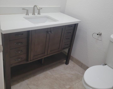 4440 Buena Loma Way - Photo Thumbnail 5