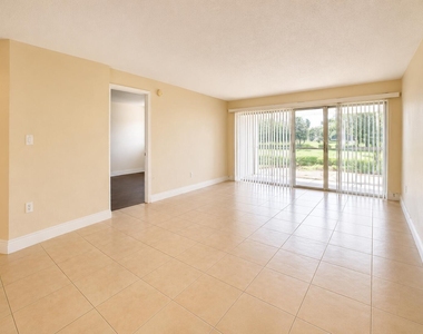 4205 N University Drive - Photo Thumbnail 6