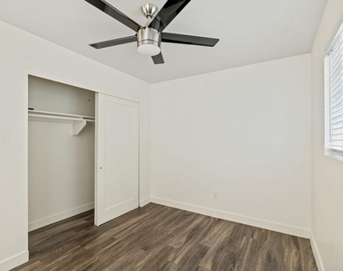 1707 N 18th - Photo Thumbnail 10