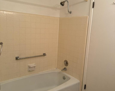 6130 E Akron Street - Photo Thumbnail 11