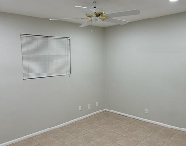 6130 E Akron Street - Photo Thumbnail 6