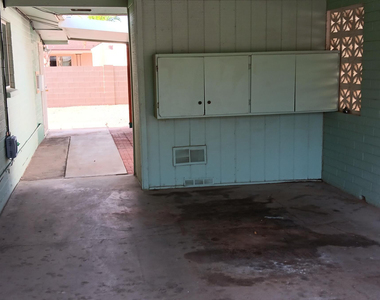 6130 E Akron Street - Photo Thumbnail 16