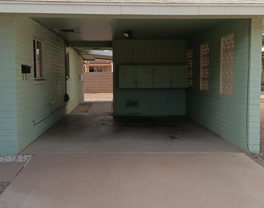 6130 E Akron Street - Photo Thumbnail 15