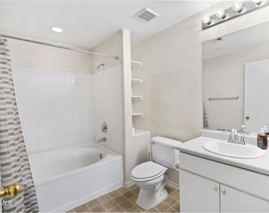 3302 N 7th Street - Photo Thumbnail 7