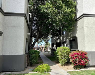3302 N 7th Street - Photo Thumbnail 1