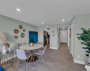 611 Ne 14th Avenue - Photo Thumbnail 6