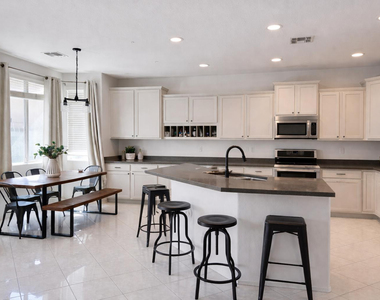 14515 W Lisbon Lane - Photo Thumbnail 1