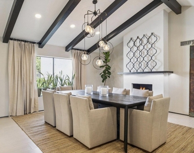 16213 N 63rd Place - Photo Thumbnail 10