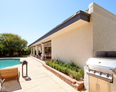 16213 N 63rd Place - Photo Thumbnail 45