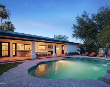 16213 N 63rd Place - Photo Thumbnail 40
