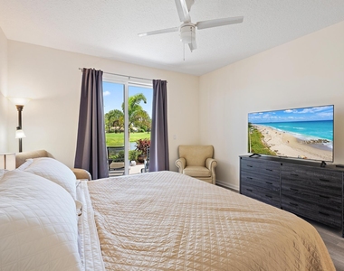 8232 Heritage Club Drive - Photo Thumbnail 15