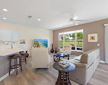 8232 Heritage Club Drive - Photo Thumbnail 6