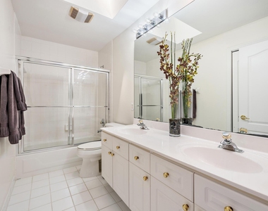 8232 Heritage Club Drive - Photo Thumbnail 20