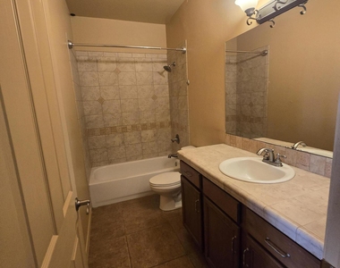 3264 Red Leaf Lane - Photo Thumbnail 23