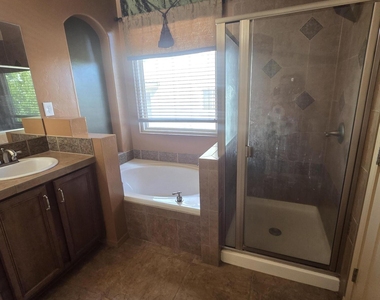 3264 Red Leaf Lane - Photo Thumbnail 18
