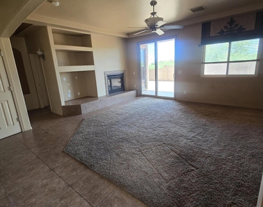 3264 Red Leaf Lane - Photo Thumbnail 10