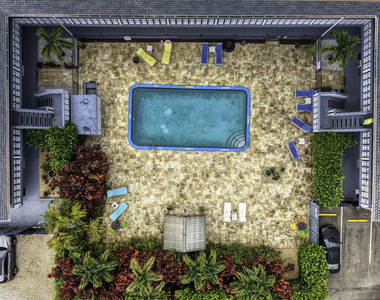 626 Sw 14th Avenue - Photo Thumbnail 5