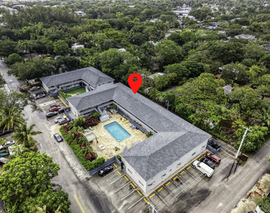 626 Sw 14th Avenue - Photo Thumbnail 3