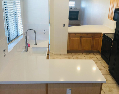 4200 N 82nd Street - Photo Thumbnail 6