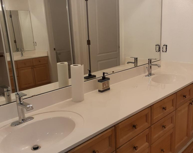 4200 N 82nd Street - Photo Thumbnail 11