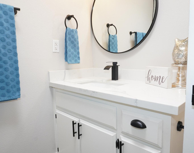 5002 E Hazel Drive - Photo Thumbnail 17