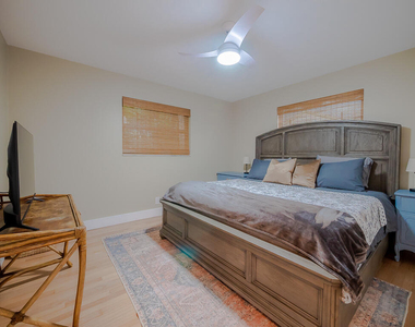418 N Palmway - Photo Thumbnail 20