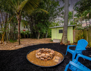 418 N Palmway - Photo Thumbnail 25