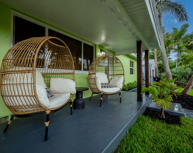 418 N Palmway - Photo Thumbnail 6