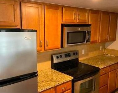 200 E Southern Avenue - Photo Thumbnail 1