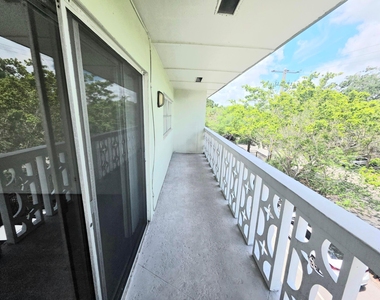 4200 Nw 3rd Court - Photo Thumbnail 14