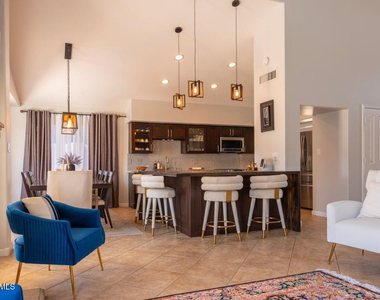 2701 E Bighorn Avenue - Photo Thumbnail 10