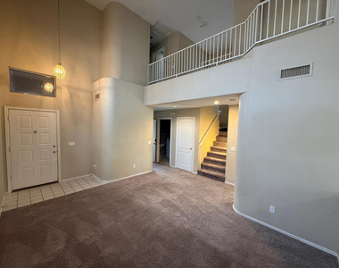 24642 N 36th Avenue - Photo Thumbnail 3
