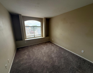 24642 N 36th Avenue - Photo Thumbnail 15