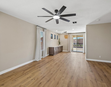 18381 W Mcneil Street - Photo Thumbnail 9