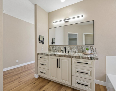 18381 W Mcneil Street - Photo Thumbnail 26