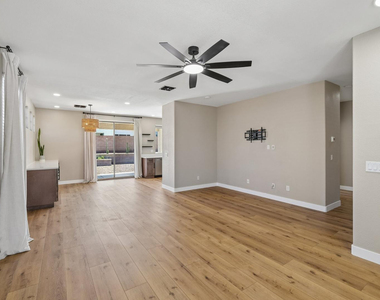 18381 W Mcneil Street - Photo Thumbnail 8
