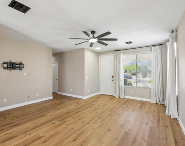 18381 W Mcneil Street - Photo Thumbnail 2