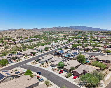 18381 W Mcneil Street - Photo Thumbnail 38